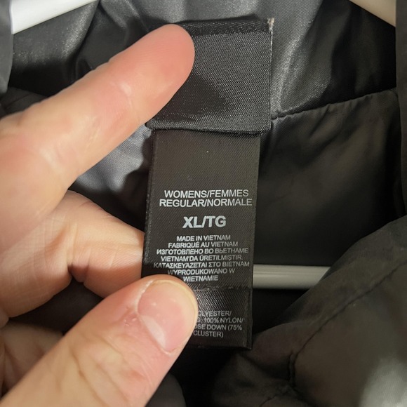 The North Face Vest Womens XL Gray 550 Down Quilted Puffer Insulated Full Zip - Picture 5 of 9